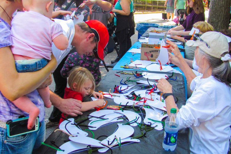 People do arts and crafts at Webster Groves Community Days.